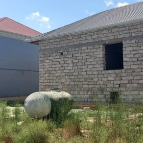 In Baku 120.0 m² house with 4.0 rooms is for sale - Image 4