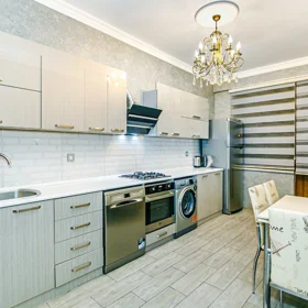 In Baku 136.0 m² apartment is for rent - Image 3