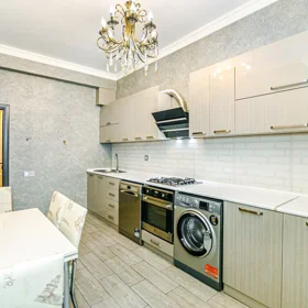 In Baku 136.0 m² apartment is for rent - Image 4