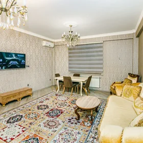 In Baku 136.0 m² apartment is for rent - Image 5
