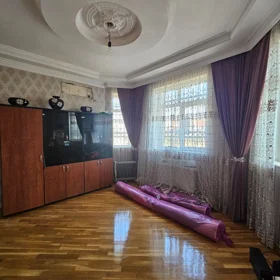 In Khirdalan 110.0 m² house with 5.0 rooms is for rent - Image 2