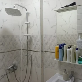 In Khirdalan 78.0 m² apartment is for rent - Image 5