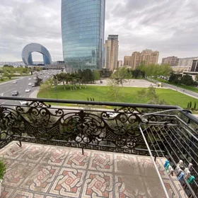 In Baku 140.0 m² apartment is for rent - Image 4
