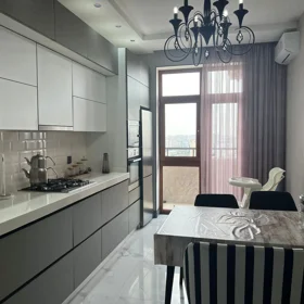 In Baku 150.0 m² apartment is for sale - Image 2