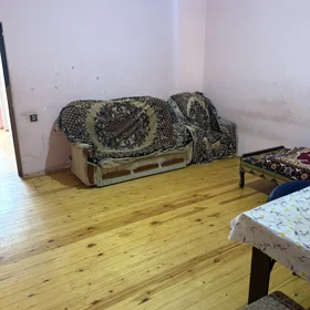 In Baku 90.0 m² house with 2.0 rooms is for rent - Image 4