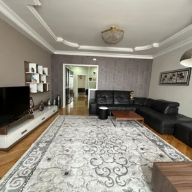 In Baku 125.0 m² apartment is for sale - Image 5