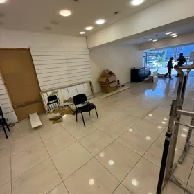 In Baku 100.0 m² commercial is for rent - Image 5