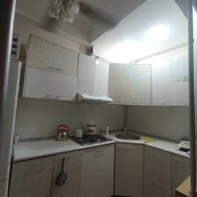 In Baku 70.0 m² apartment is for sale - Image 5