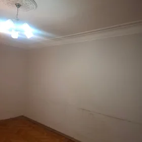 In Baku 85.0 m² apartment is for rent - Image 2