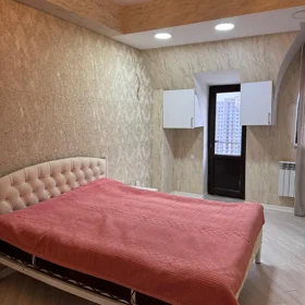 In Baku 140.0 m² apartment is for rent - Image 5