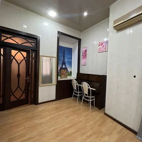 In Baku nan m² apartment is for sale - Image 4