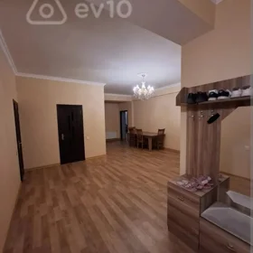 In Baku 120.0 m² apartment is for sale - Image 5