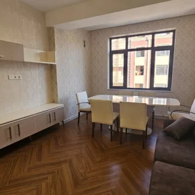 In Baku 70.0 m² apartment is for rent - Image 3