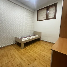 In Baku 65.0 m² apartment is for rent - Image 3