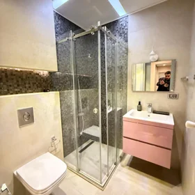 In Baku 120.0 m² apartment is for rent - Image 3