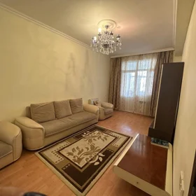 In Baku 60.0 m² apartment is for rent - Image 2