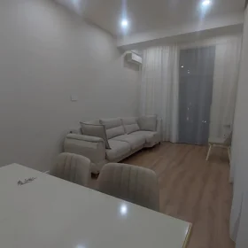 In Baku 110.0 m² apartment is for rent - Image 3