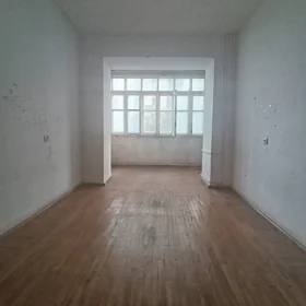 In Baku 85.0 m² apartment is for sale - Image 5