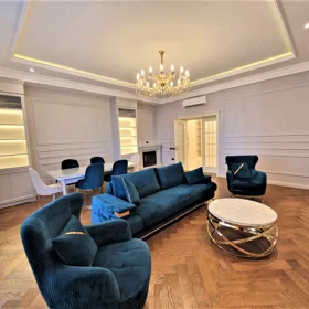 In Baku 170.0 m² apartment is for rent - Image 4