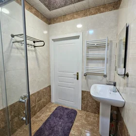 In Baku 75.0 m² apartment is for rent - Image 4