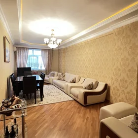 In Baku 132.0 m² apartment is for sale - Image 3