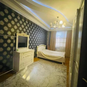 In Baku 90.0 m² apartment is for rent - Image 3