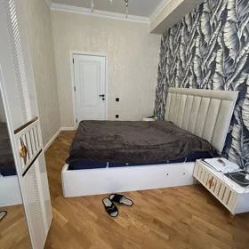 In Baku 95.0 m² apartment is for rent - Image 3