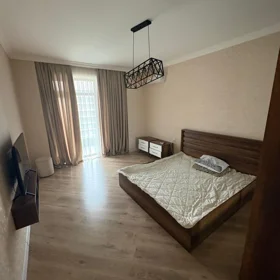 In Baku 148.0 m² apartment is for rent - Image 5