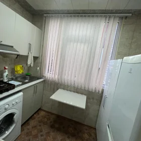 In Baku 50.0 m² apartment is for rent - Image 3