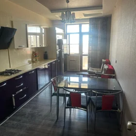 In Baku 170.0 m² apartment is for rent - Image 2