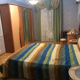 In Baku 160.0 m² apartment is for rent - Image 3