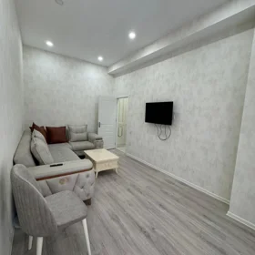 In Baku 70.0 m² apartment is for rent - Image 3