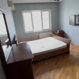 In Baku 60.0 m² apartment is for rent - Image 2