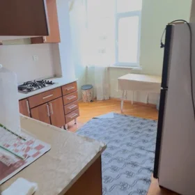 In Baku 60.0 m² apartment is for rent - Image 3