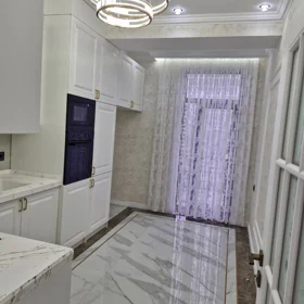 In Baku 114.0 m² apartment is for sale - Image 5