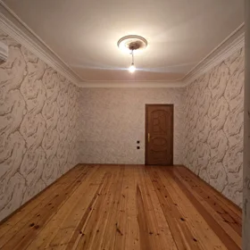 In Baku 70.0 m² apartment is for sale - Image 2