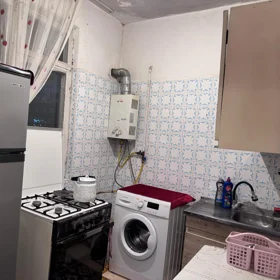 In Baku 85.0 m² apartment is for rent - Image 5