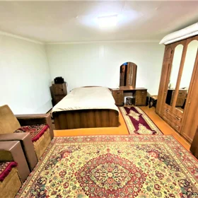 In Baku 100.0 m² house with 3.0 rooms is for rent - Image 3