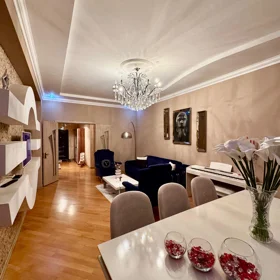 In Baku 97.0 m² apartment is for sale - Image 3