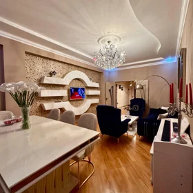 In Baku 97.0 m² apartment is for sale - Image 4