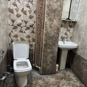 In Baku 100.0 m² apartment is for sale - Image 3