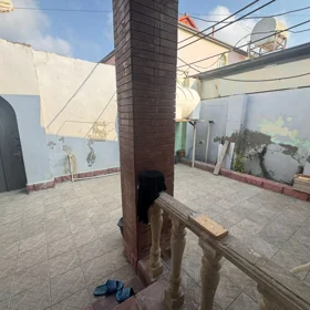 In Baku 70.0 m² house with 3.0 rooms is for sale - Image 5