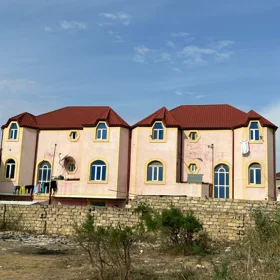 In Baku 434.0 m² house with 10.0 rooms is for sale - Image 2