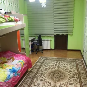 In Baku 137.0 m² apartment is for rent - Image 3