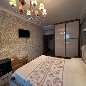 In Baku 93.0 m² apartment is for rent - Image 5