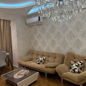 In Baku 125.0 m² apartment is for rent - Image 4