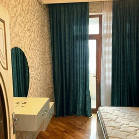 In Baku 50.0 m² apartment is for sale - Image 2