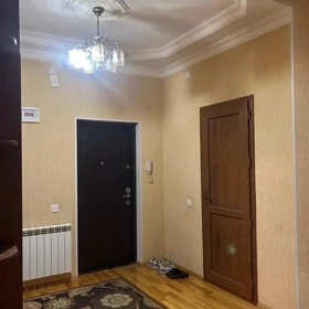 In Baku 80.0 m² apartment is for rent - Image 4