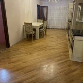 In Baku 80.0 m² apartment is for rent - Image 3