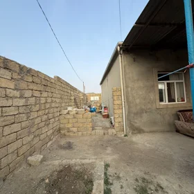 In Khirdalan 110.0 m² house with 4.0 rooms is for sale - Image 5